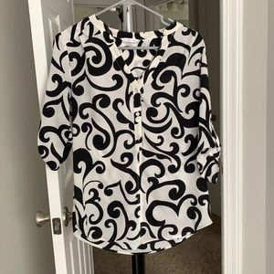 New York & Company quarter length blouse